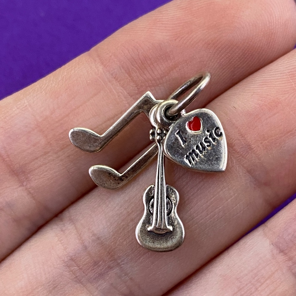 💛 Pandora Sterling Silver I Love Music Pendant | Music Lover Gift - Picture 4 of 4